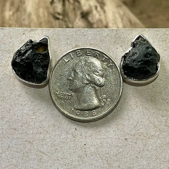 Tektite Gemstone Stud Earrings 925 Sterling Silver - Picture 10 of 10